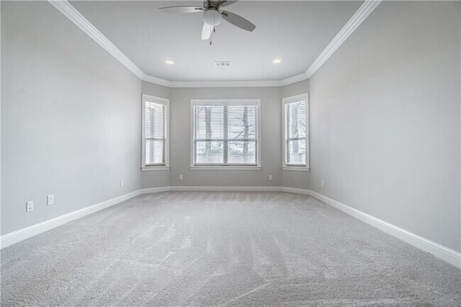 Building Photo - Superb 3 bedroom 2 bath home in Bentonvill...
