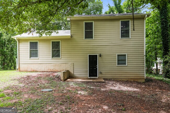 Building Photo - 732 Jockey Ln