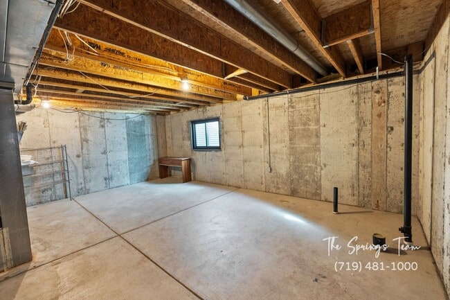 Building Photo - 2770 Richmond Dr