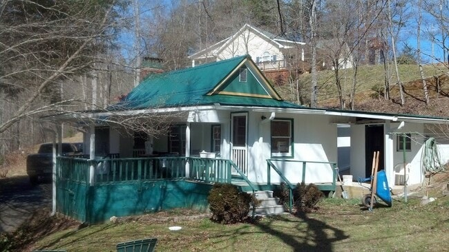 Primary Photo - 2 Bedroom 1 Bath Home on E Fork off 441 S....