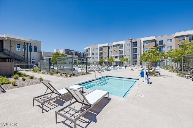 Building Photo - 100 E Warm Springs Rd