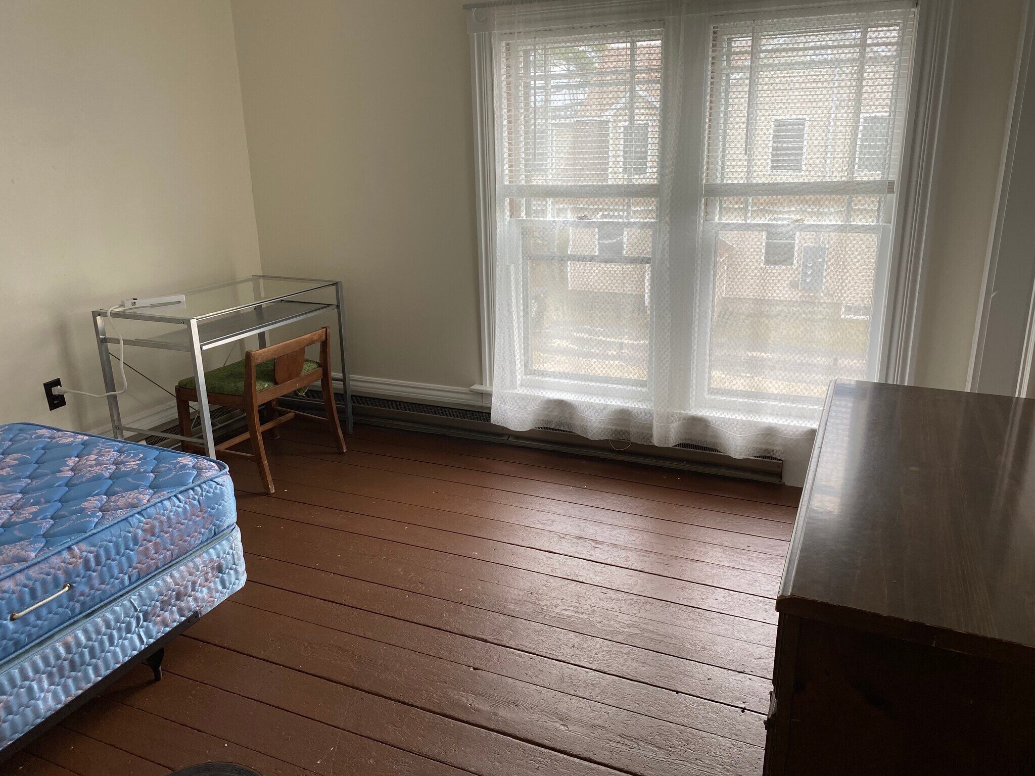 Building Photo - 5 Bayley Ave