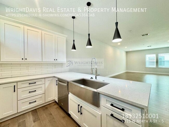 Building Photo - 4215 W North A St