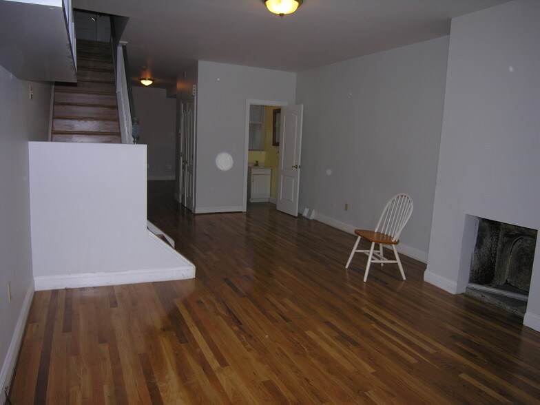 Building Photo - 3883 Manayunk Ave