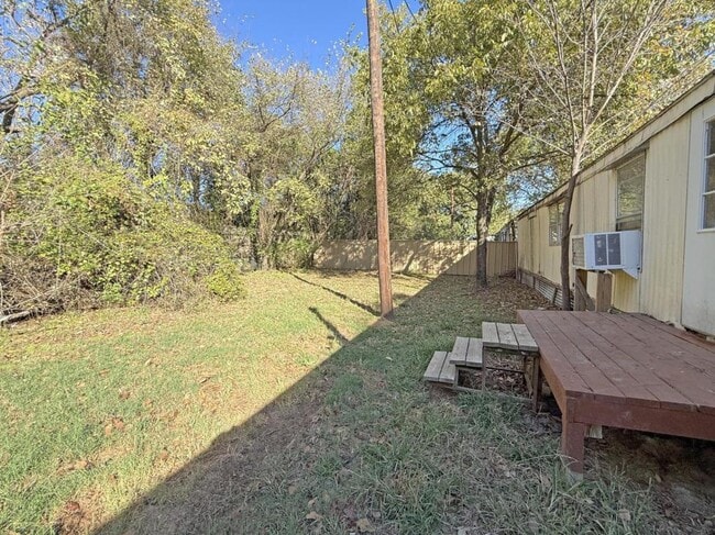 Building Photo - 260 Ponderosa Ln