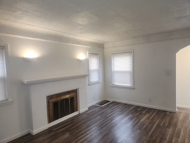 Building Photo - 15864 Fielding St