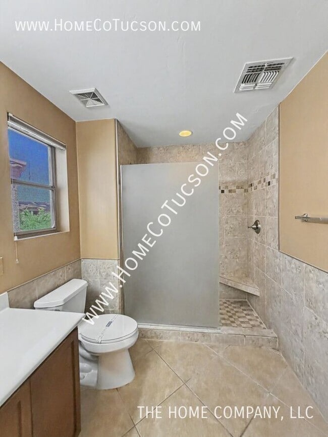Building Photo - 14306 S Camino Vallado