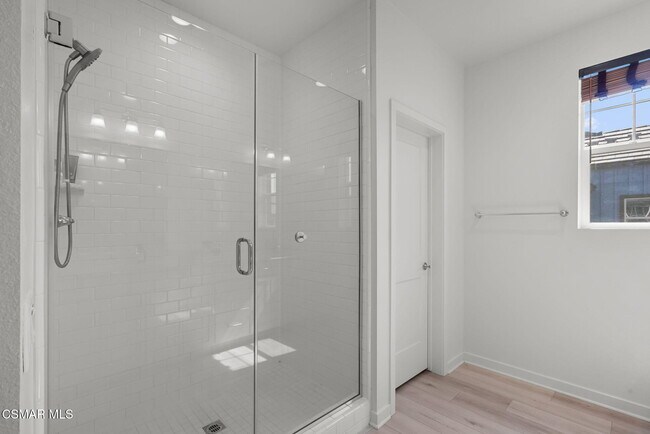 Building Photo - 122 Red Brick Dr