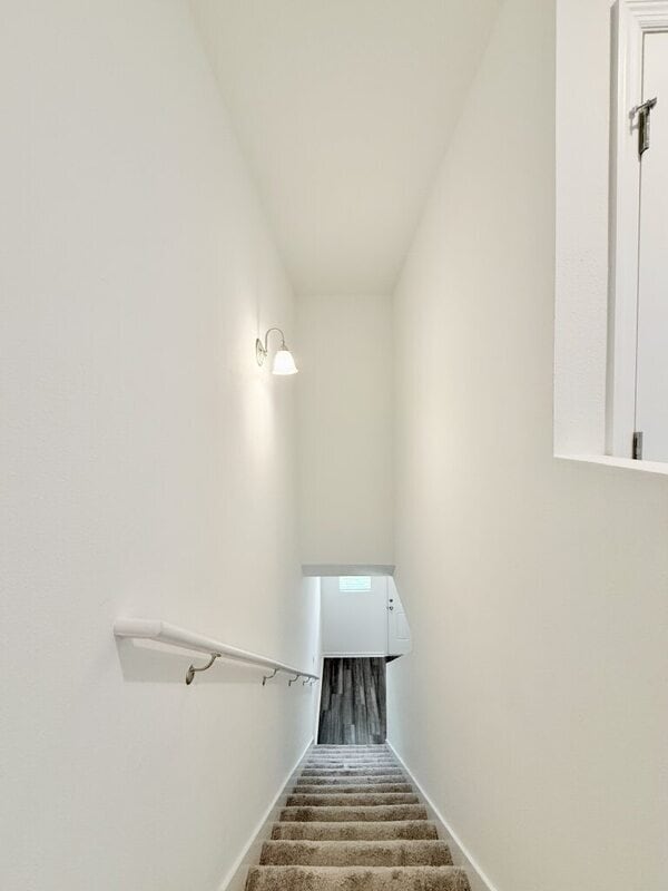 Building Photo - 38057 Elby Ln