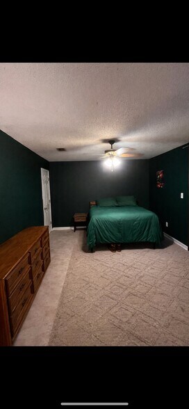 Building Photo - 3003 Creek View Ct