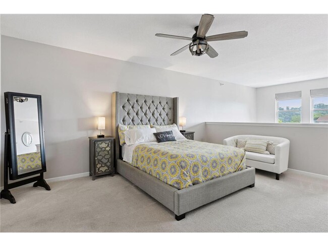 Building Photo - 640 Main St N