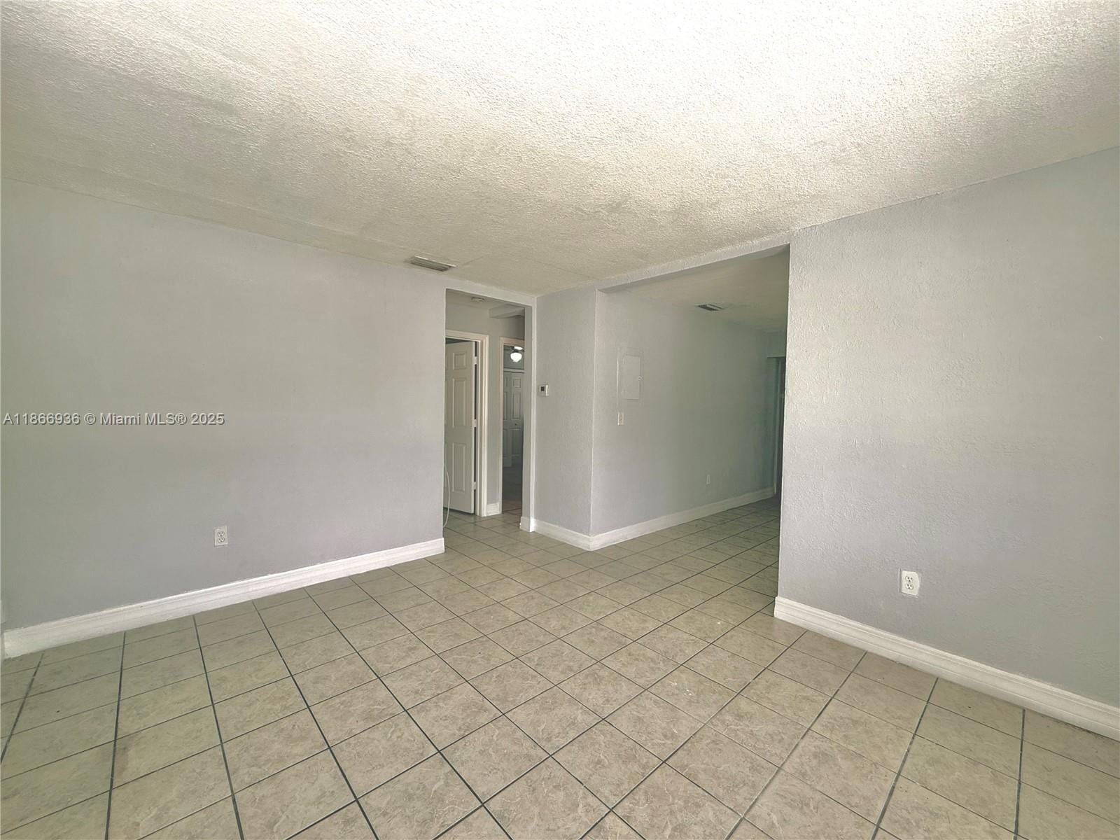 Building Photo - 15800 NW 39th Pl