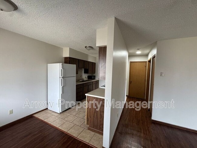 Building Photo - 600 S 7th St