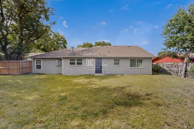 Building Photo - Move-In Ready Arlington Home Near AT&T Stadium for Rent