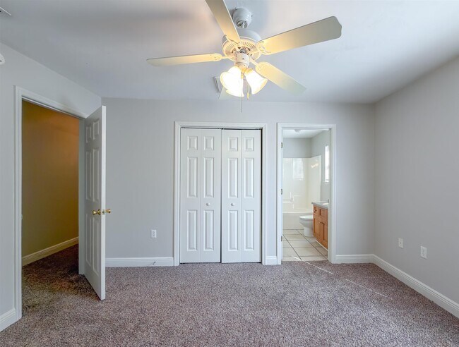 Building Photo - 3289 Sawtooth Dr