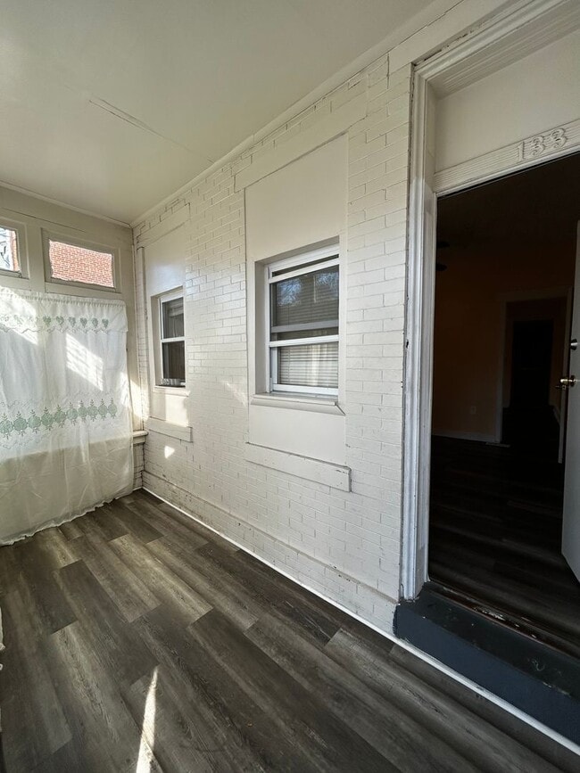 Building Photo - 133 Liberty St