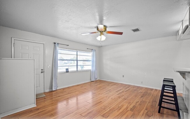 Building Photo - 3664 Longbow Rd