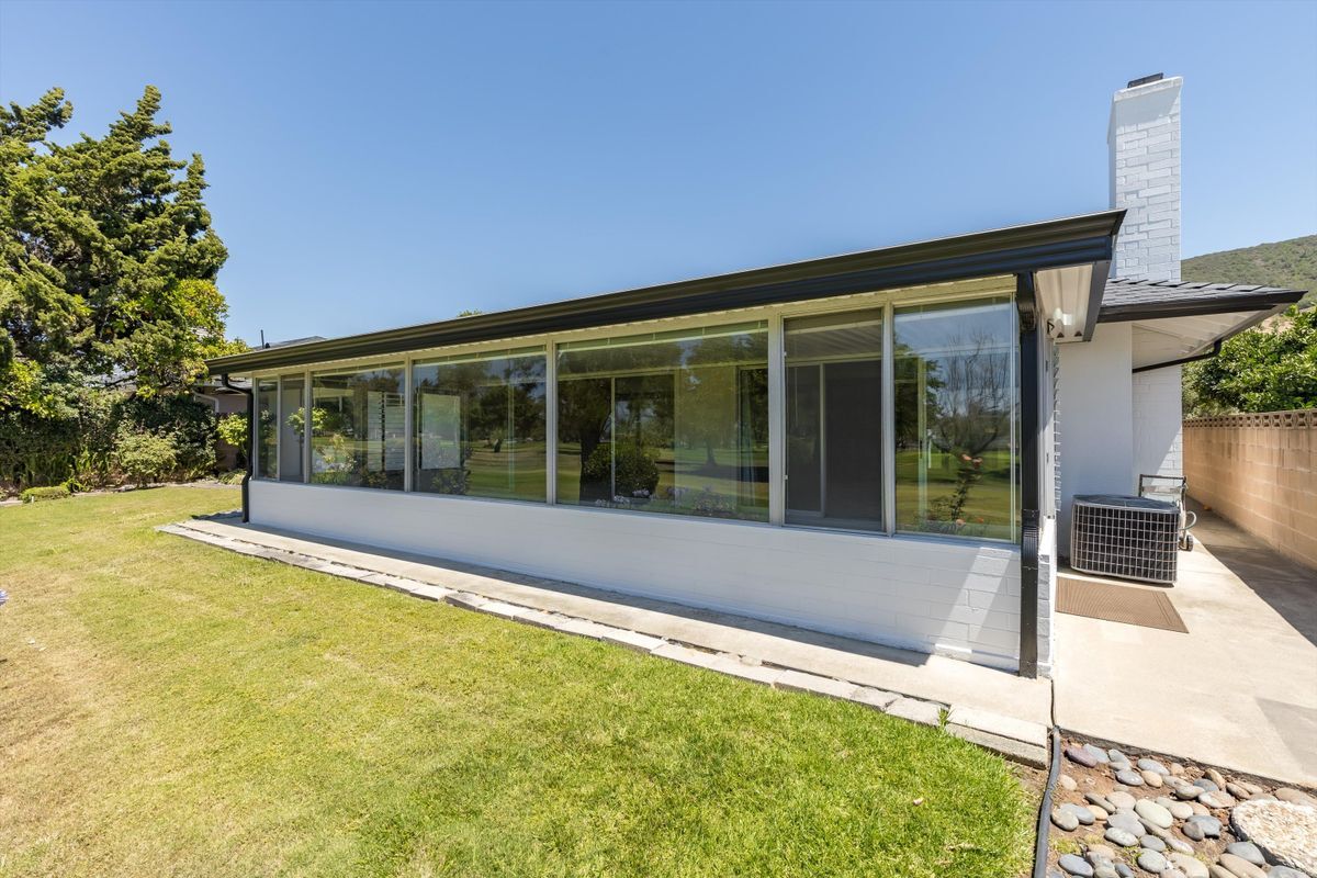 Building Photo - 1304 San Julian Dr