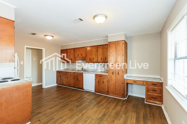 Building Photo - 3441 Gebhardt Ct