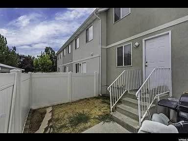 Building Photo - 985 E 100 S