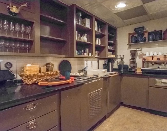 Interior Photo - 1521 Spruce St