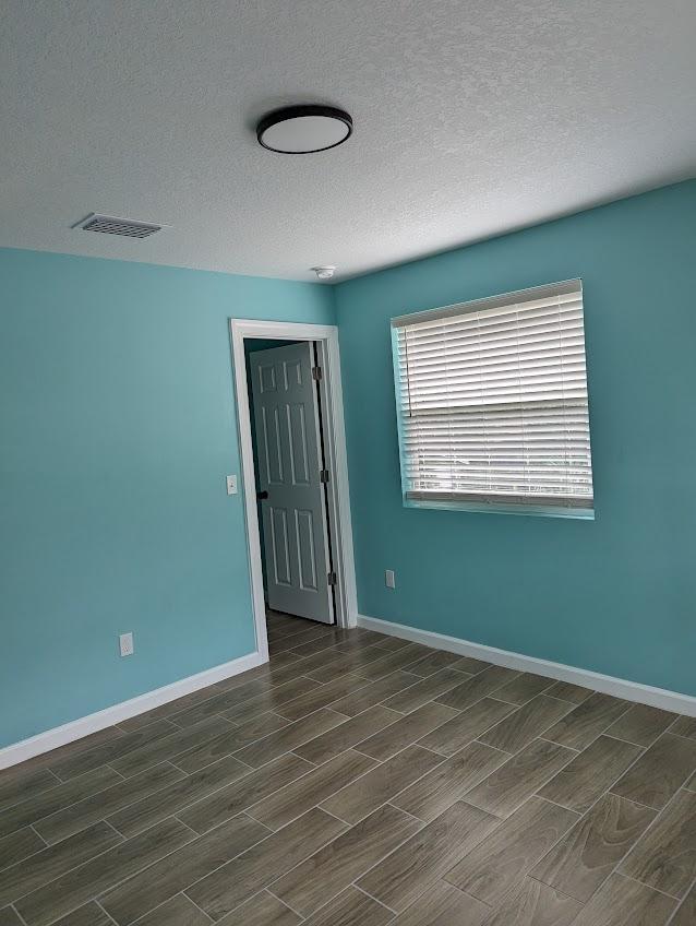 Building Photo - 2010 Seminole Blvd S