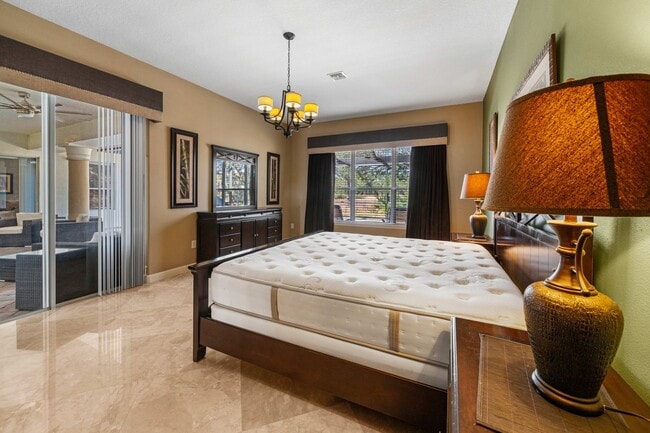 Building Photo - Fully Furnished Executive Rental in Providence