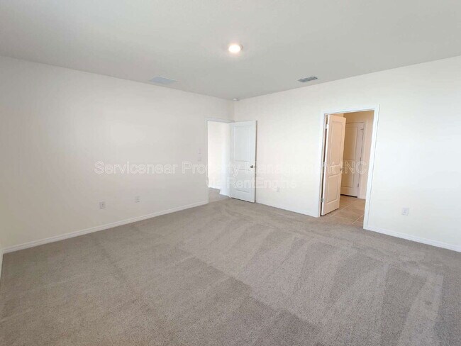 Building Photo - 32618 Canyonlands Dr