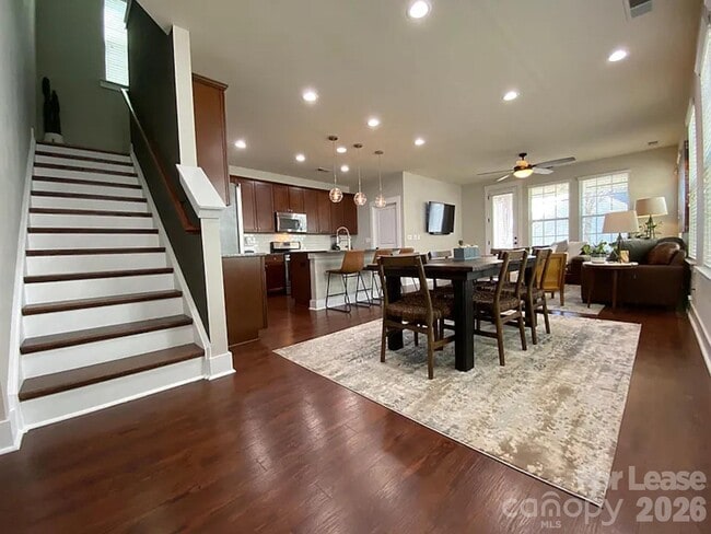 Building Photo - 2410 Woodward Ave