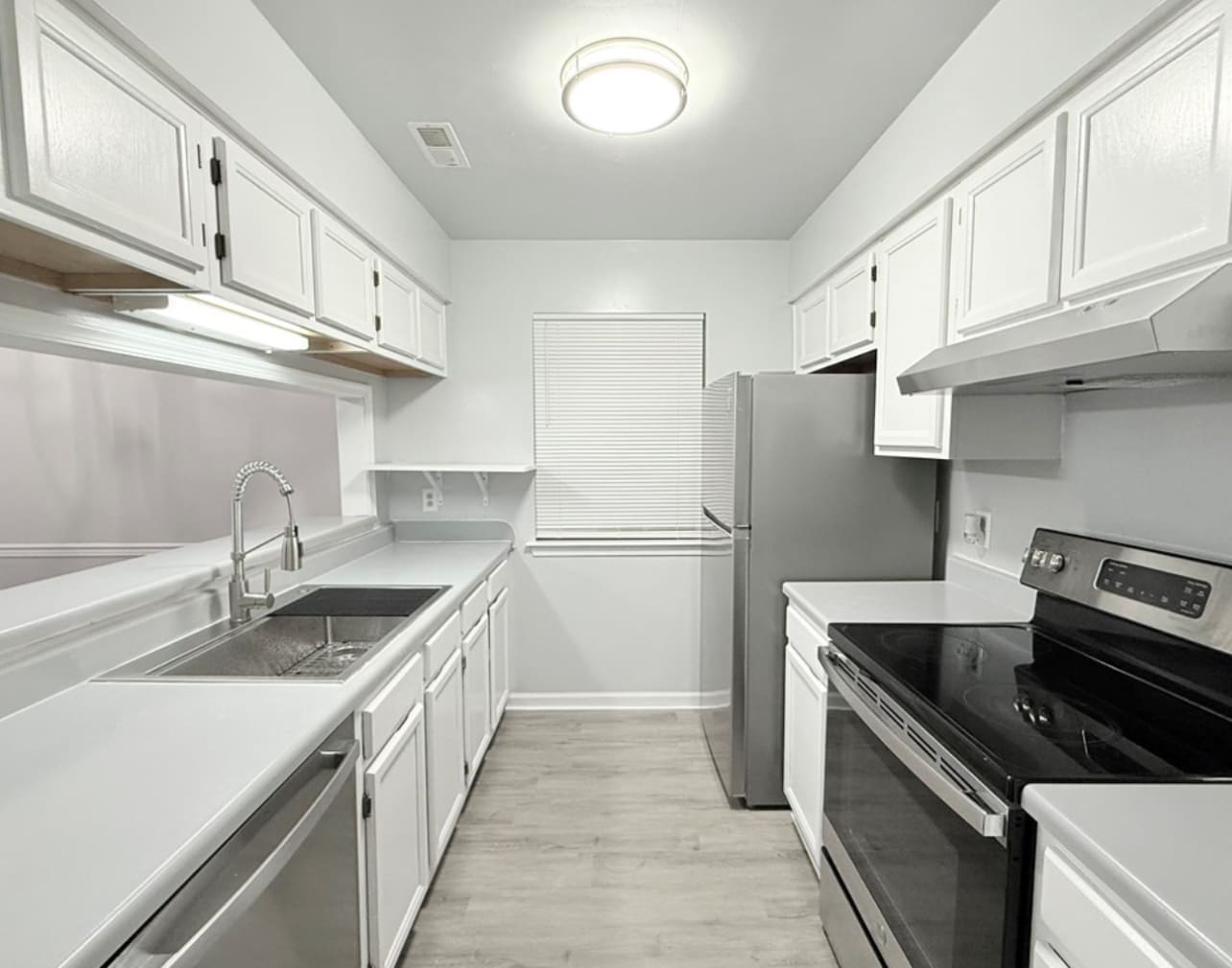 Building Photo - 3938 Roebling Ln