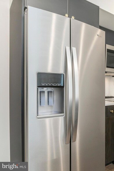 Building Photo - 1102 Germantown Ave