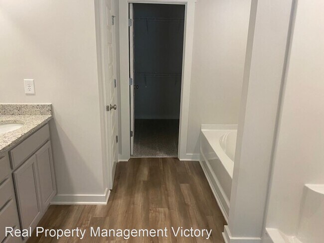 Building Photo - 4 br, 2.5 bath House - 132 Polo Downs