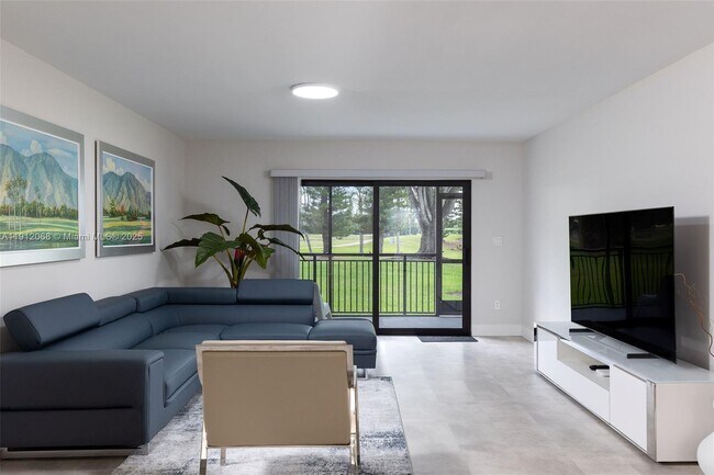 Primary Photo - 16171 Blatt Blvd