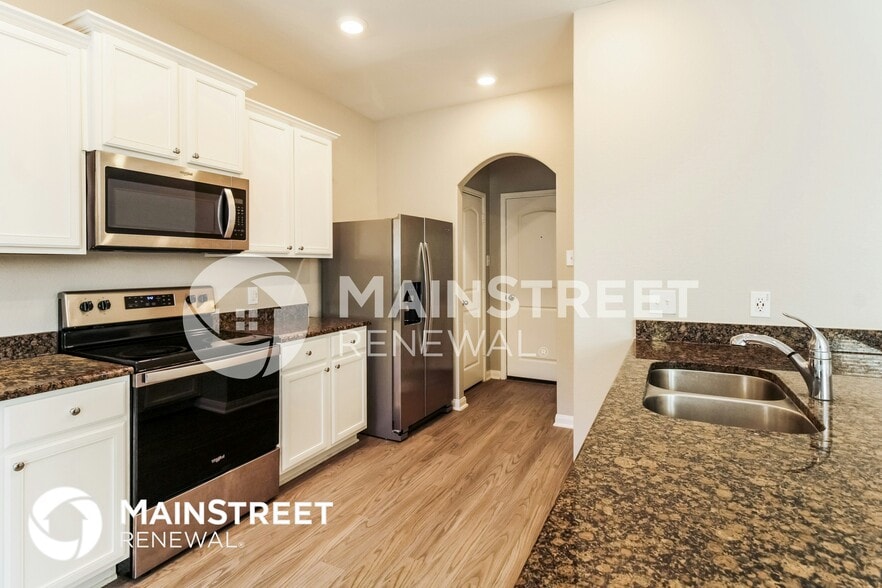 Building Photo - 23019 Bellini Dr