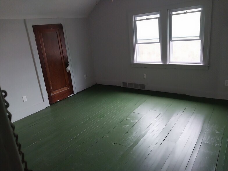 Building Photo - 15350 Alden St