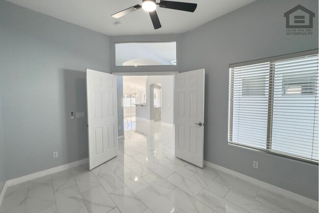 Building Photo - 3Bed/2Bath House at AZ-101 Loop/75th Ave! Ready for Immediate Move-In! -- HOME OFFICE!