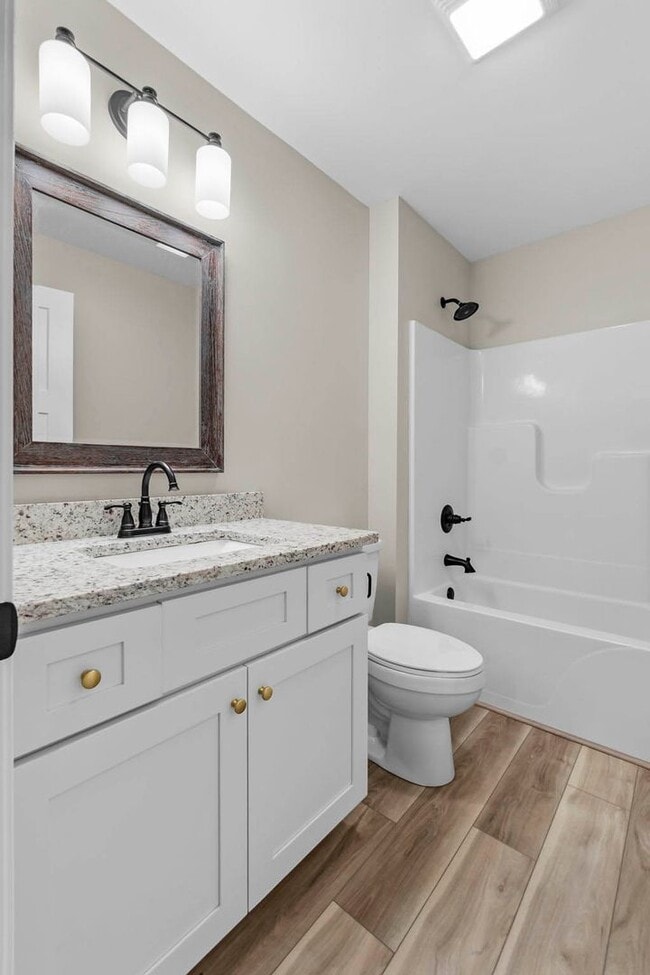 Building Photo - Charming 3 Bedroom, 2 Bathroom Home in Jac...