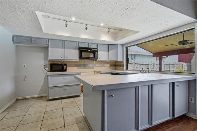 Building Photo - 1518 Camelia Dr