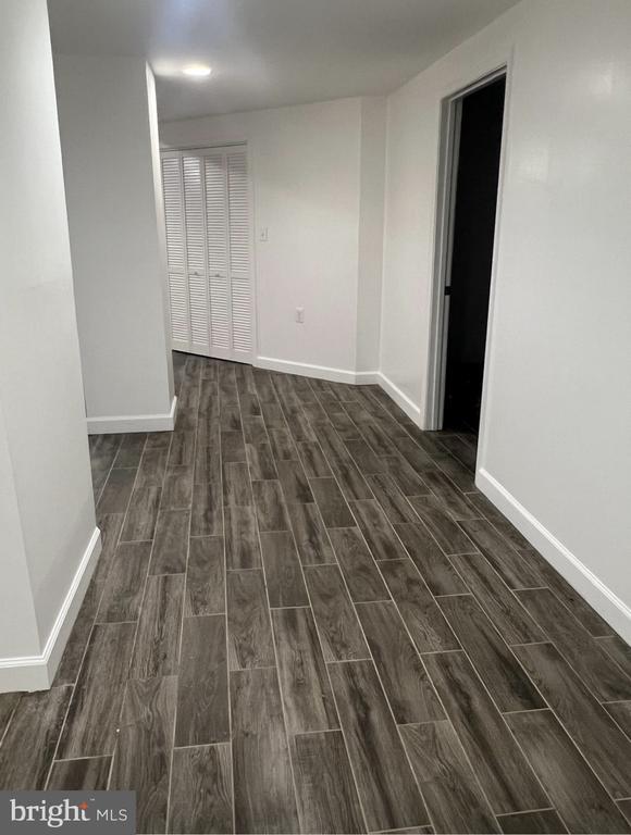 Building Photo - 1800 Eagles Ridge Ct\