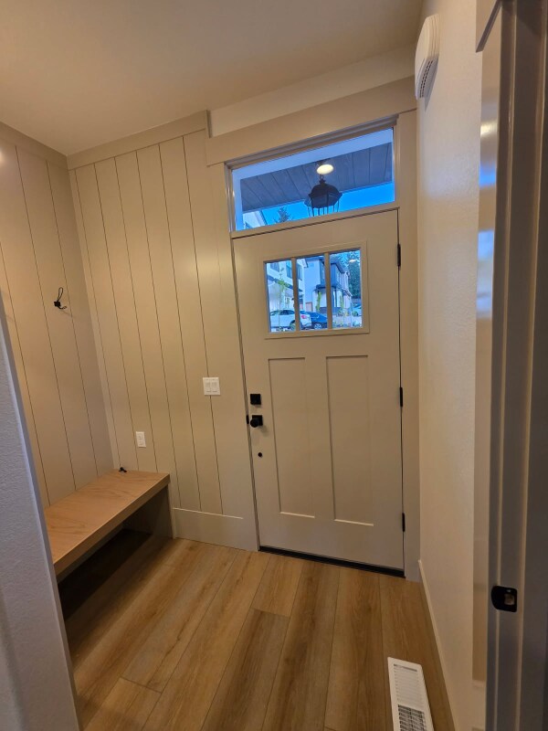 Building Photo - 6929 Talloc Ave SE