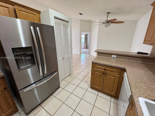 Building Photo - 8273 NW 188th Terrace