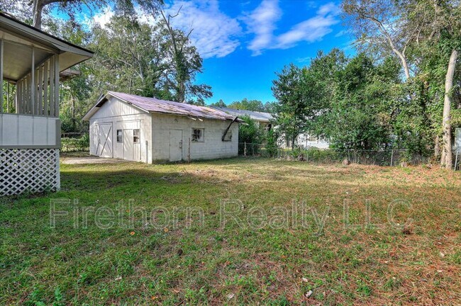 Building Photo - 2349 Henry Cir