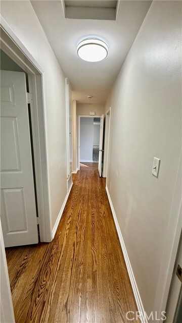 Building Photo - 1336 E Dalton Ave