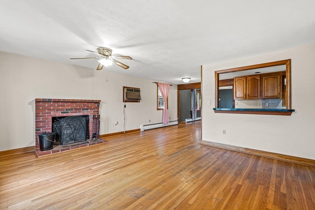 Building Photo - 11 Boline Pl