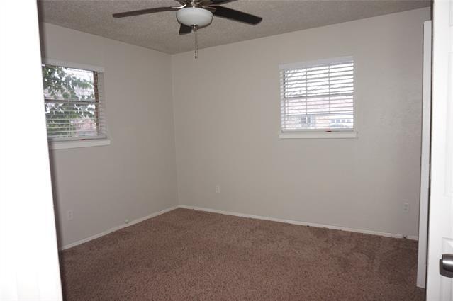Building Photo - 7329 Trimble Dr