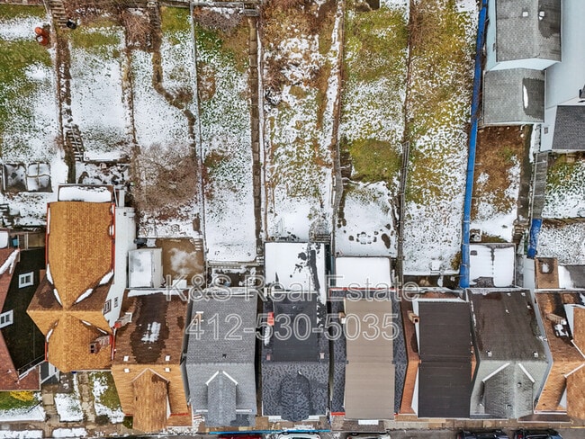 Building Photo - 2321 Spring St