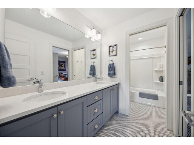 Building Photo - 5960 Prestwick Ct