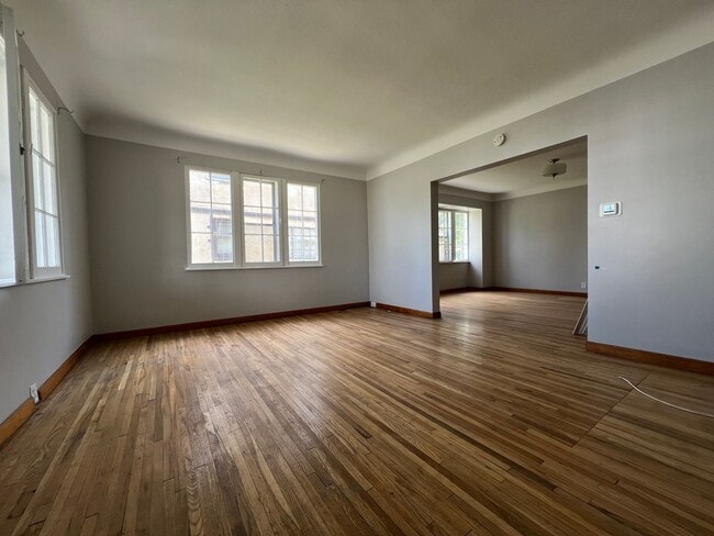 Building Photo - 19277 Dorothy Ave