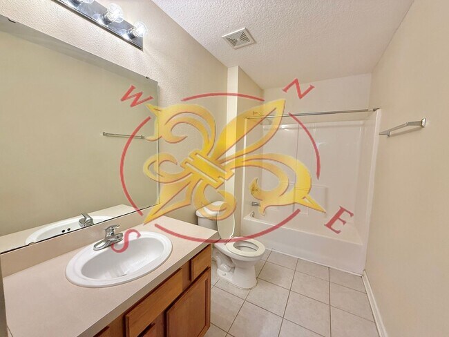 Building Photo - *MOVE-IN SPECIAL* Willow Ridge Upstairs 2/...