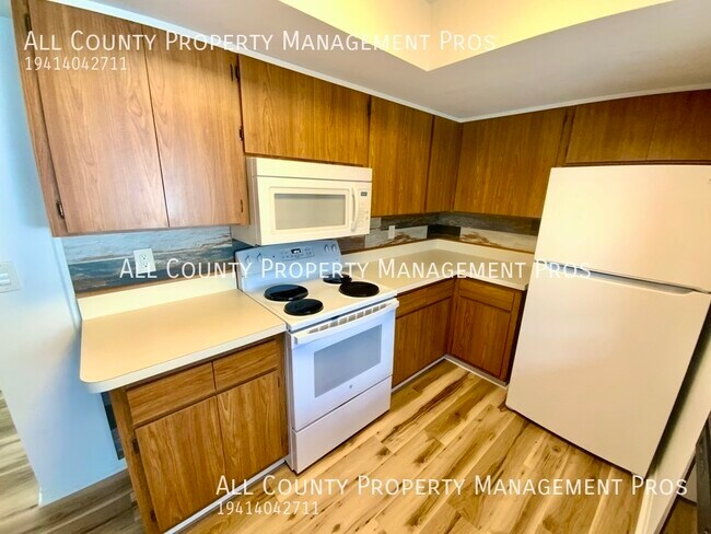 Building Photo - 6906 Curtiss Ave